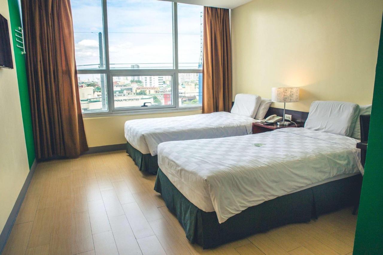 Go Hotels Plus Mandaluyong Ngoại thất bức ảnh