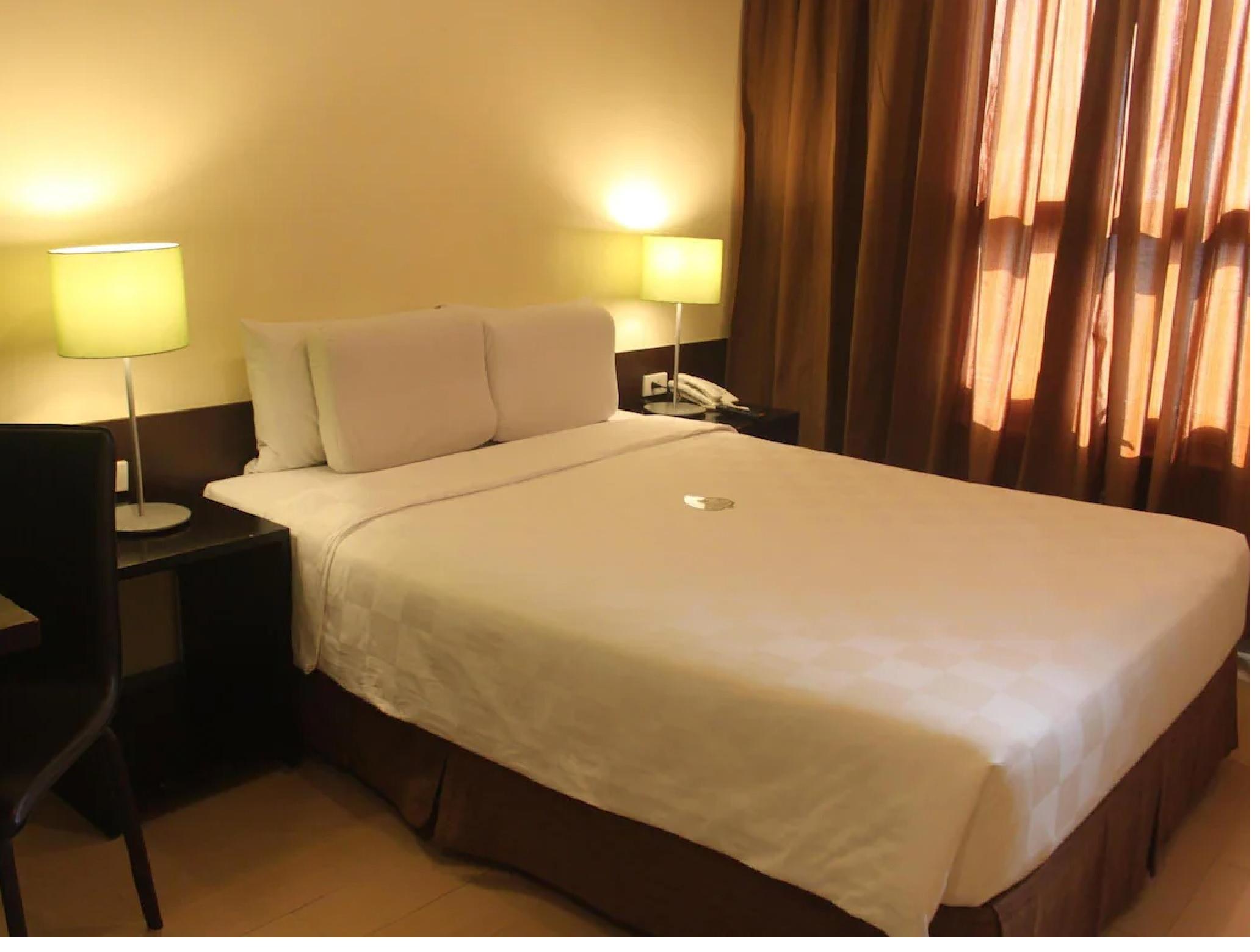 Go Hotels Plus Mandaluyong Ngoại thất bức ảnh