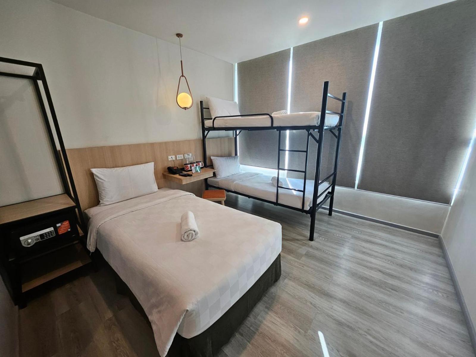 Go Hotels Plus Mandaluyong Ngoại thất bức ảnh