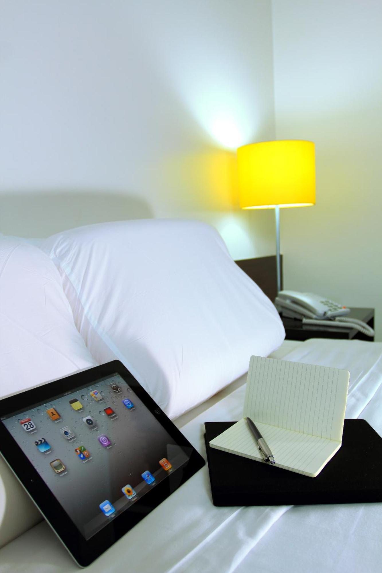 Go Hotels Plus Mandaluyong Ngoại thất bức ảnh
