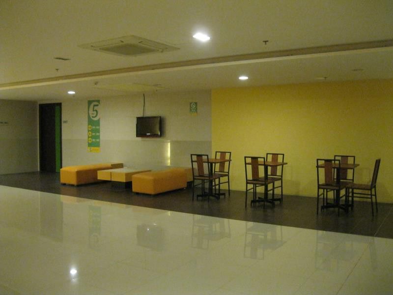Go Hotels Plus Mandaluyong Ngoại thất bức ảnh