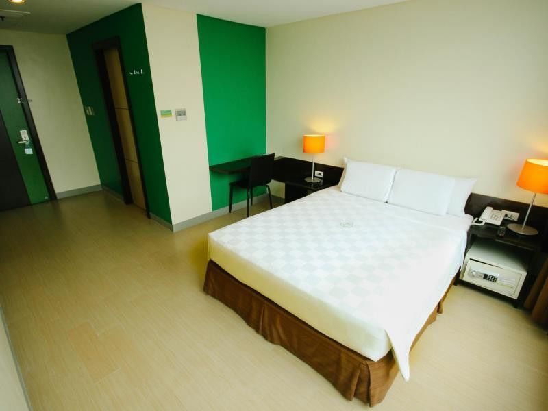 Go Hotels Plus Mandaluyong Ngoại thất bức ảnh